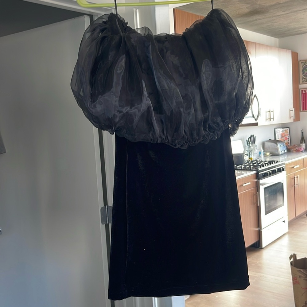 Zara / small. Holiday dress off the shoulder ruffled top velvet material